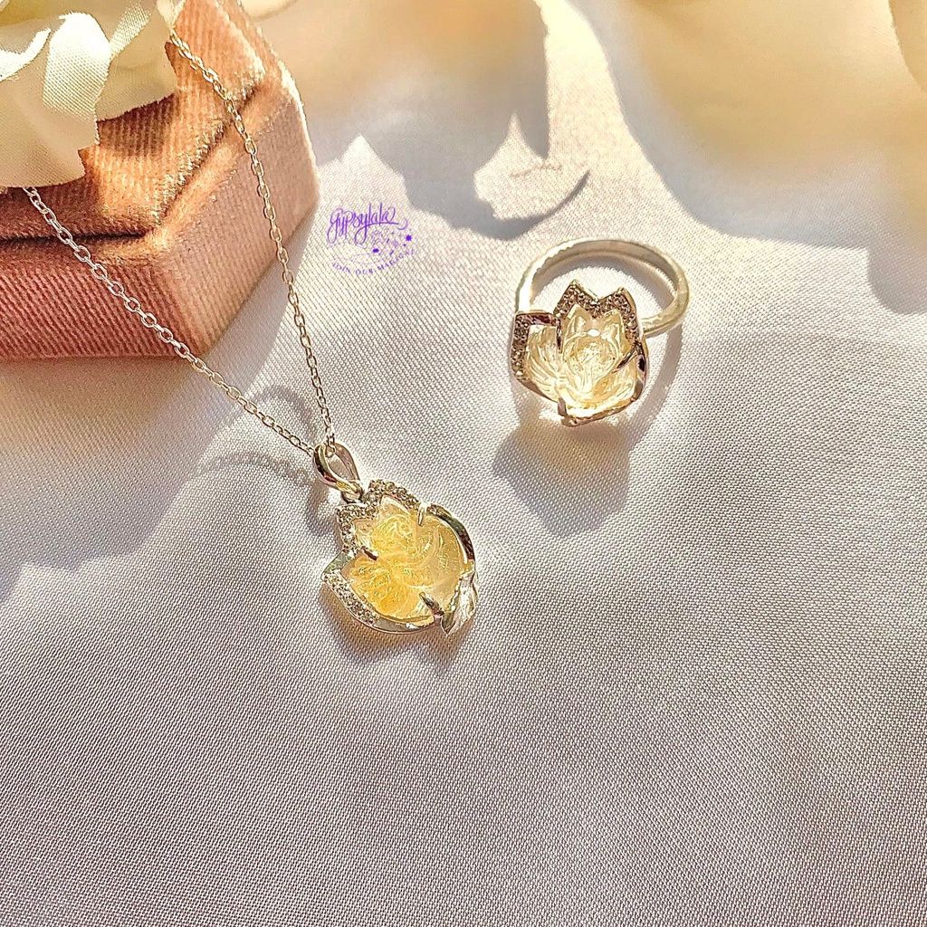Mặt Dây Chuyền Hồ Ly Đá Thạch Anh Tóc Vàng