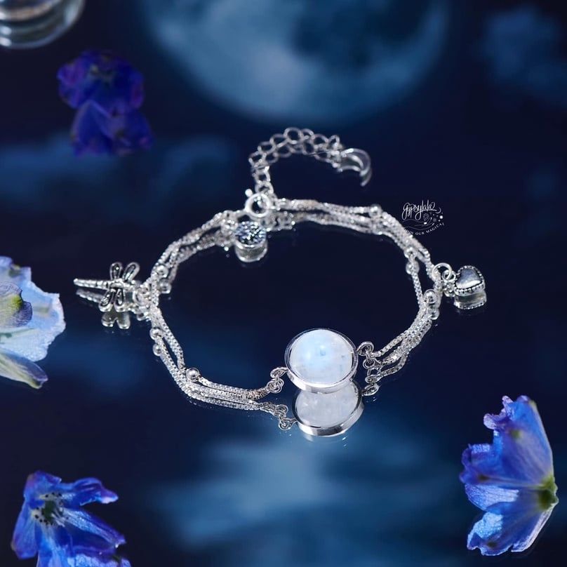 Vòng Tay Thiết kế Đá Ánh Trăng Moonstone