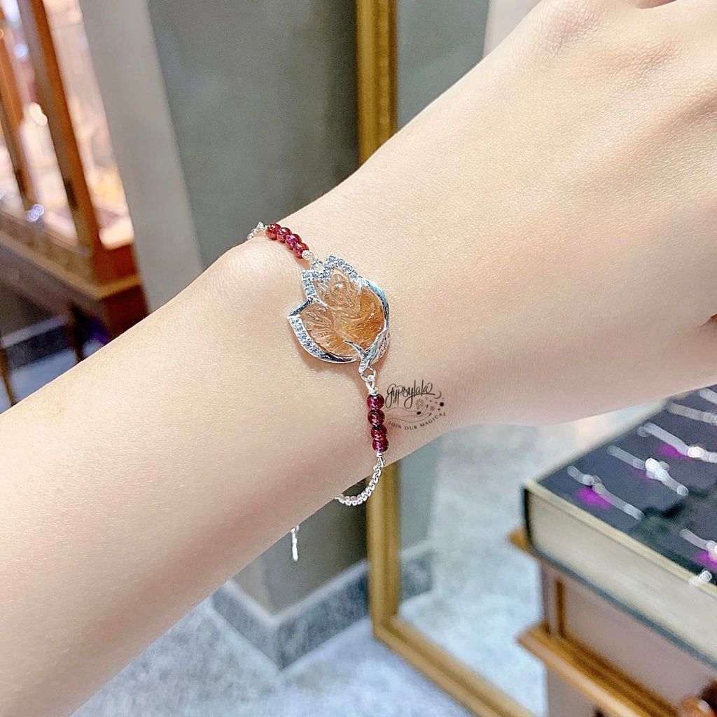 Vòng Tay Simple Hồ Ly Đá Thạch Anh Tóc Nâu Đỏ