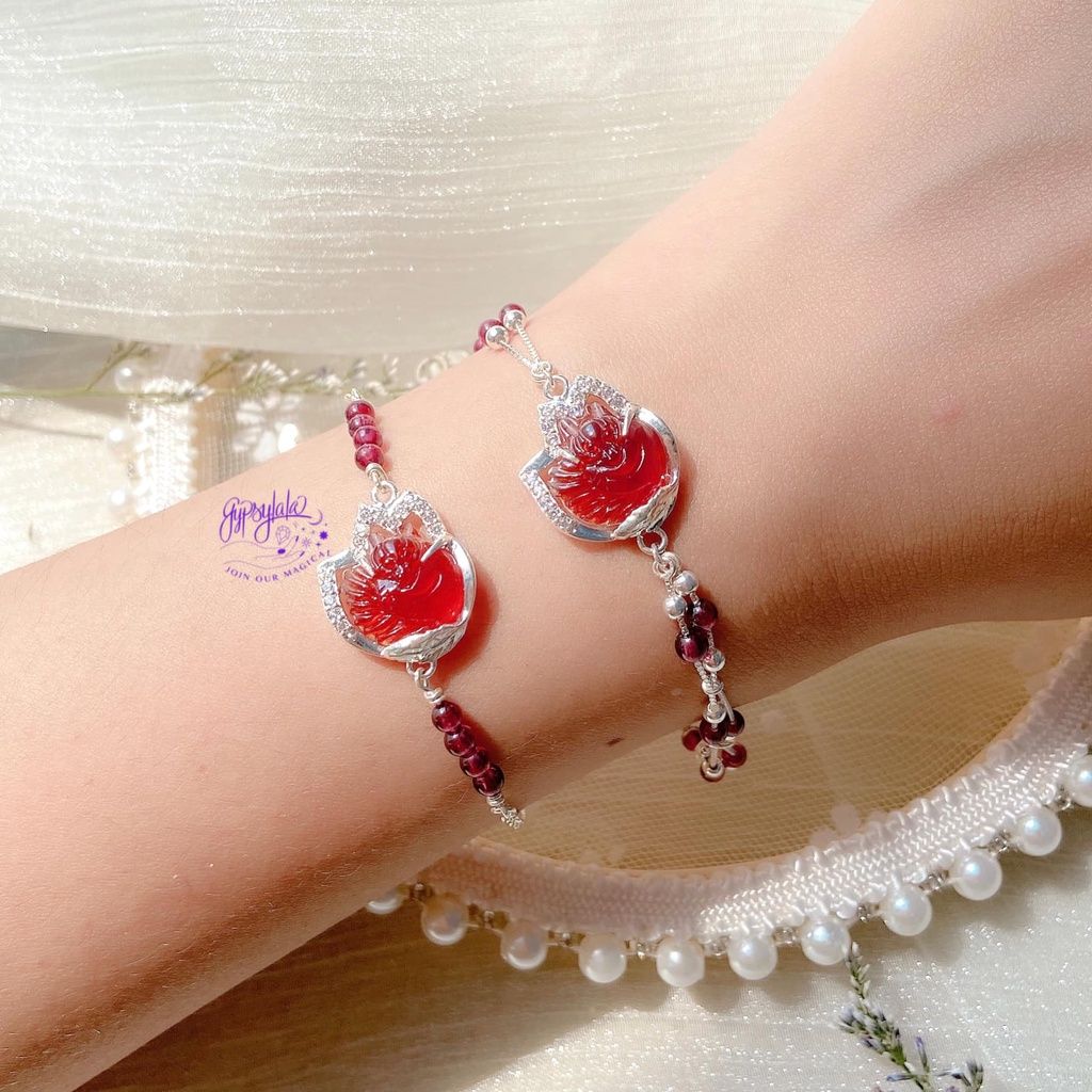 Vòng Tay Hồ Ly Garnet Simple