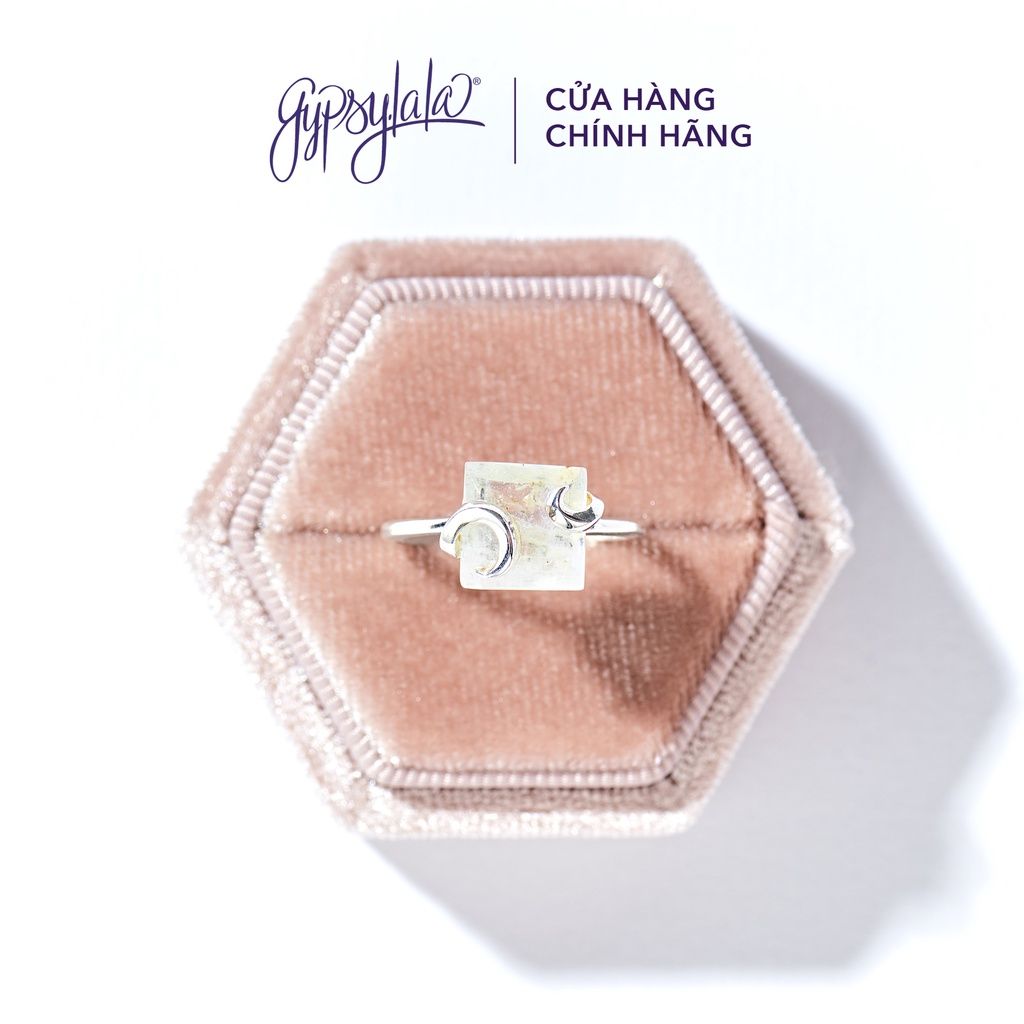 Nhẫn Bạc Vuông Đá Ánh Trăng Moonstone