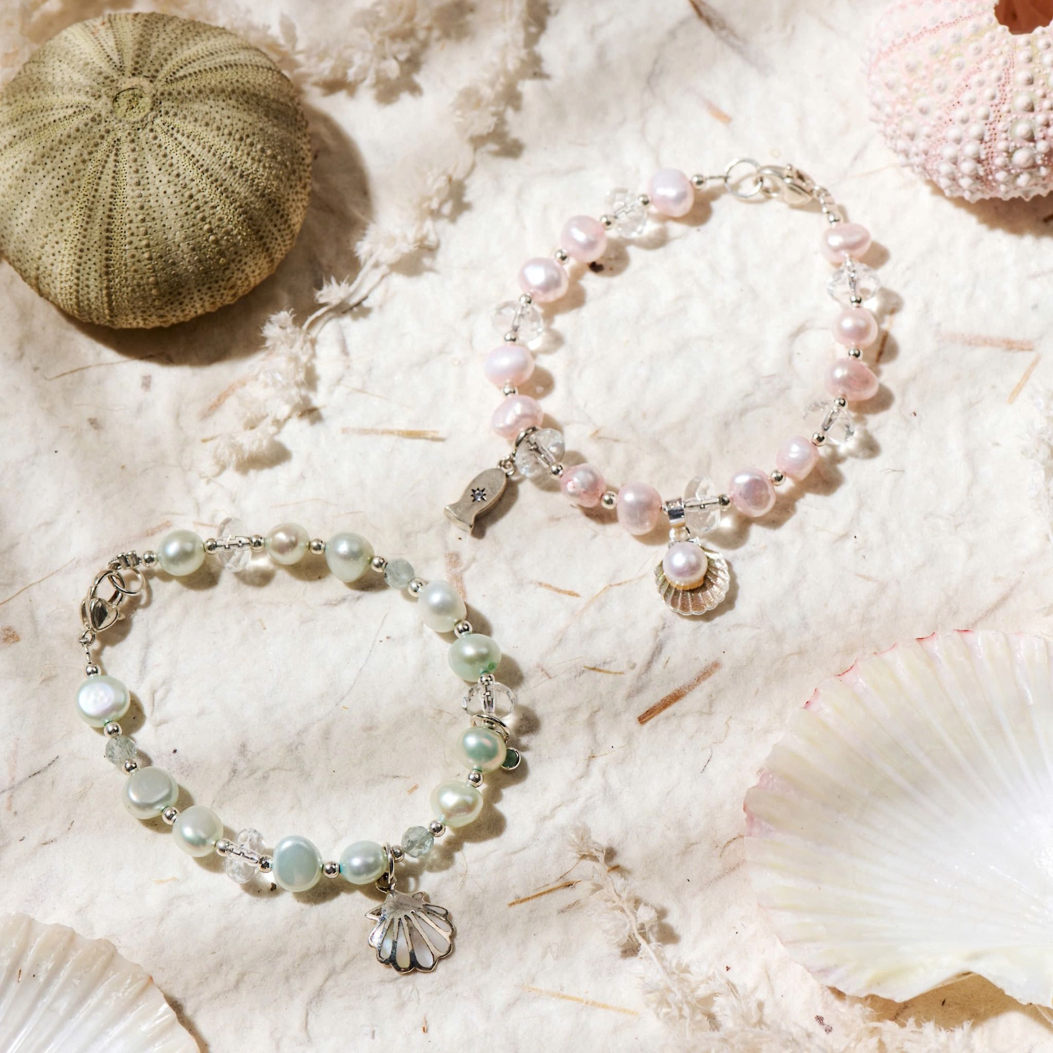 Vòng Tay Thiết Kế Nữ The Sea’s Gentle Heart Ngọc Trai Hồng SP008175 Gypsy.lala