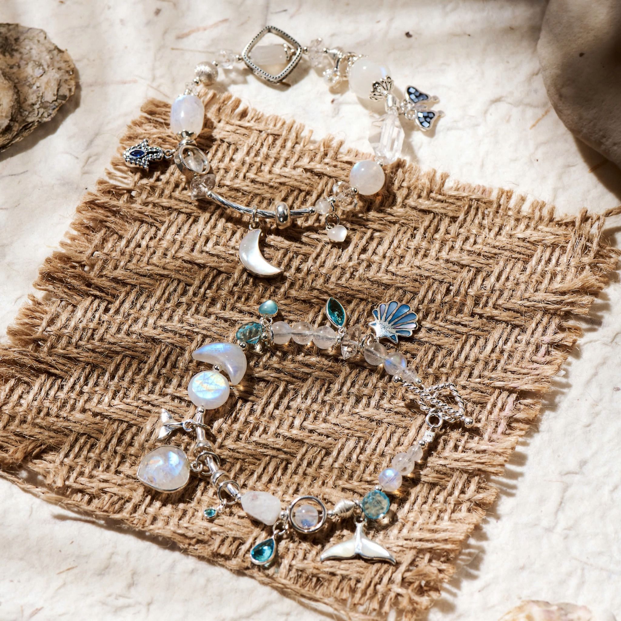 Vòng Tay Thiết Kế Nữ Sea Nymph’s Secret Đá Ánh Trăng, Topaz SP008180 Gypsy.lala