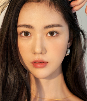CLALEN IRIS - 1 NGÀY (1 CHIẾC) Latin Brown - Kính áp tròng Hàn Quốc Seoullens