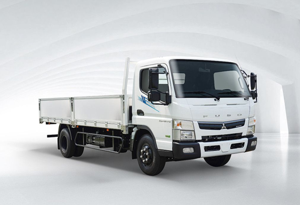 XE TẢI MITSUBISHI FUSO CANTER TF4.9 THÙNG LỬNG TẢI TRỌNG 2.2 TẤN