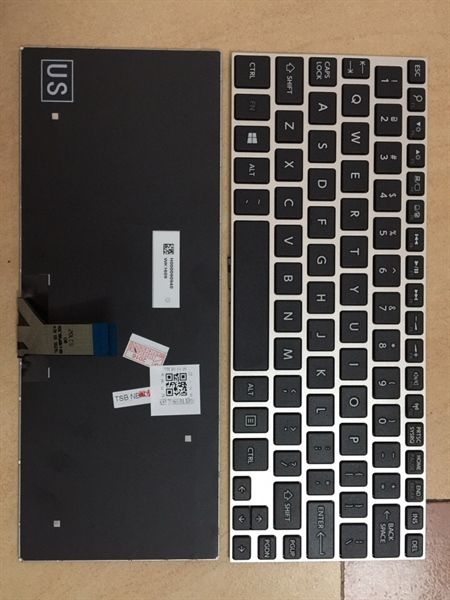 KEY TOSHIBA NB10 ZIN