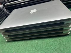 MACBOOK AIR A1466 - i5 2015 5th| 8GB| 128GB 13.3