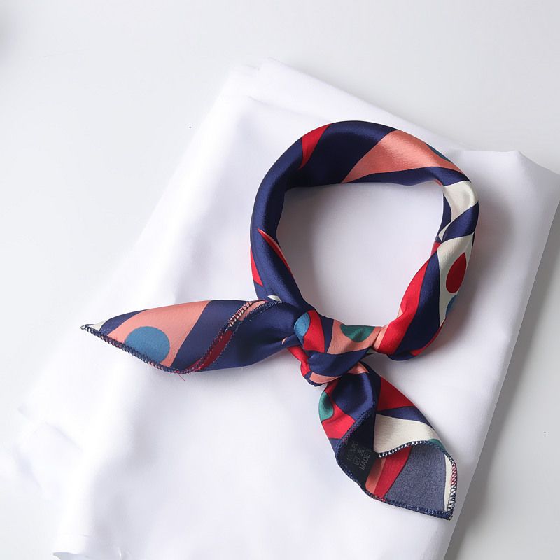 Khăn lụa vuông đi kèm túi cói 50X55cm turban bandana thời trang hàn quốc nhiều kiểu đẹp; phong cách vintage P420