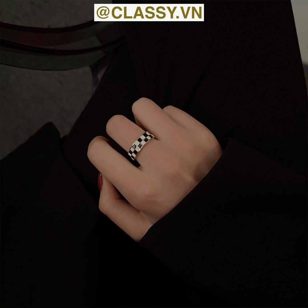 Classy Nhẫn hở họa tiết bàn cờ phối xanh và đen độc đáo PK1395