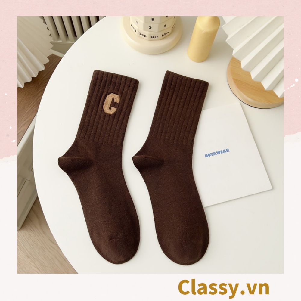 Classy Tất cổ cao, vớ cổ cao in chữ, màu trung tính basic G1363