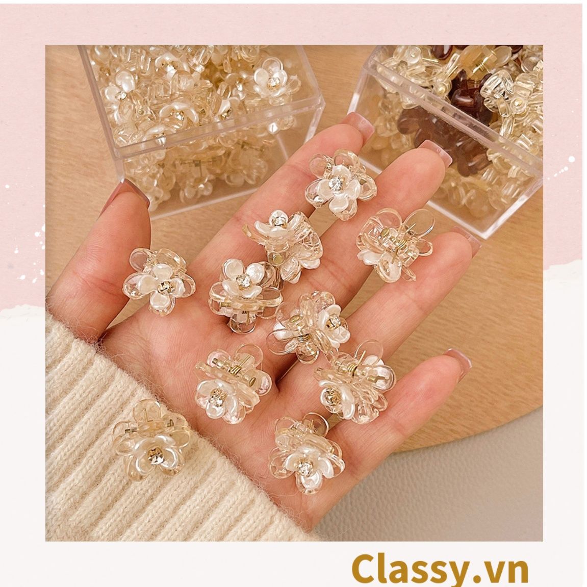 Hộp 16 chiếc Kẹp tóc càng cua cỡ nhỏ hình bông hoa nhiều màu PK1270