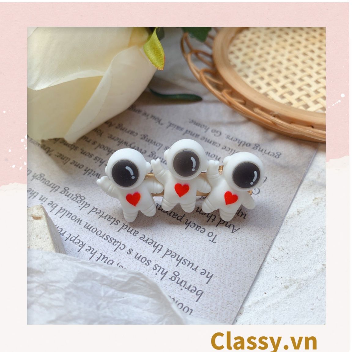 PK933 Kẹp tóc dạng clip mỏ vịt, họa tiết hình Phi hành gia Astronaut, tinh nghịch hài hước hot tiktok