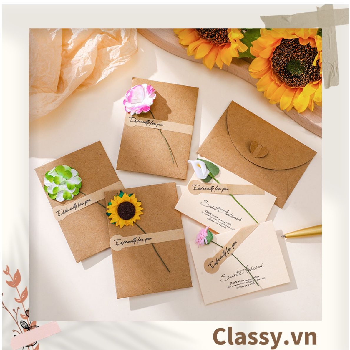 Thiệp Cổ điển Vintage gắn hoa khô kèm phong bì giấy kraft và nhãn dán sticker Q626