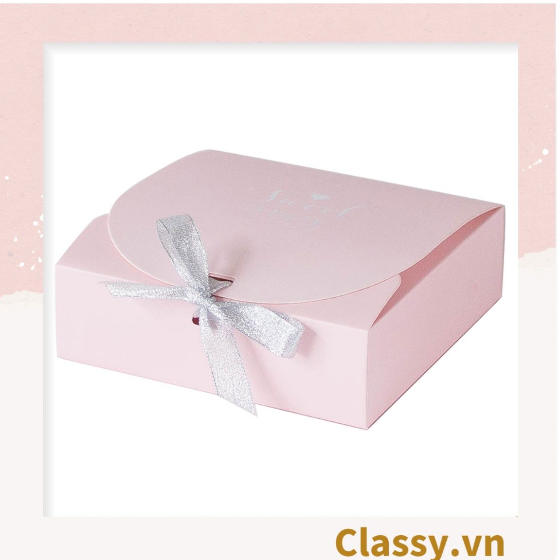 Hộp giấy đựng bánh tráng miệng, bánh kẹo, quà tặng thắt dây ruy băng tự gấp Q628