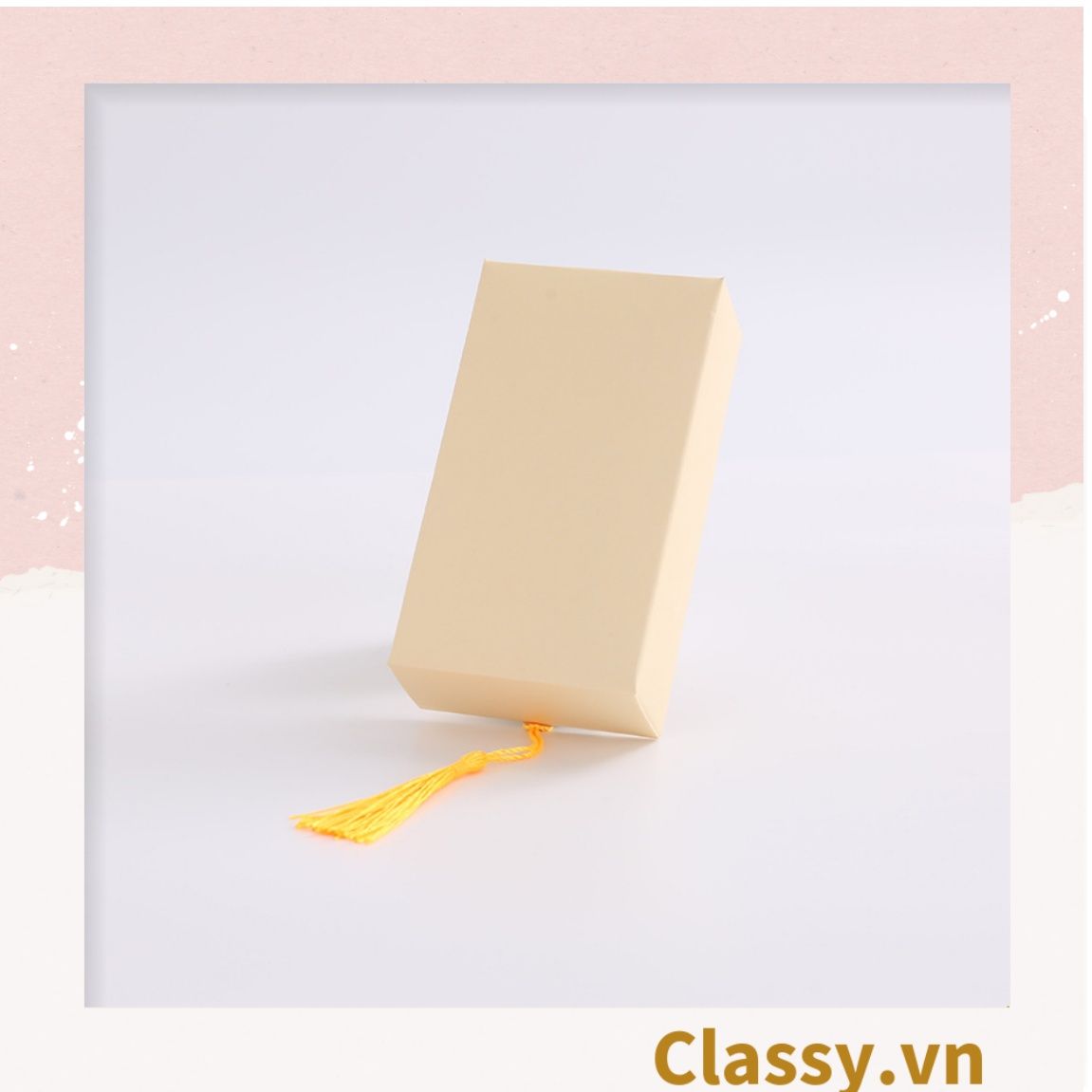 Q904 - (Kích thước 8.5*4.3*14.9cm) - Hộp giấy cổ điển bằng giấy tự gấp đựng quà tặng kèm ruy băng
