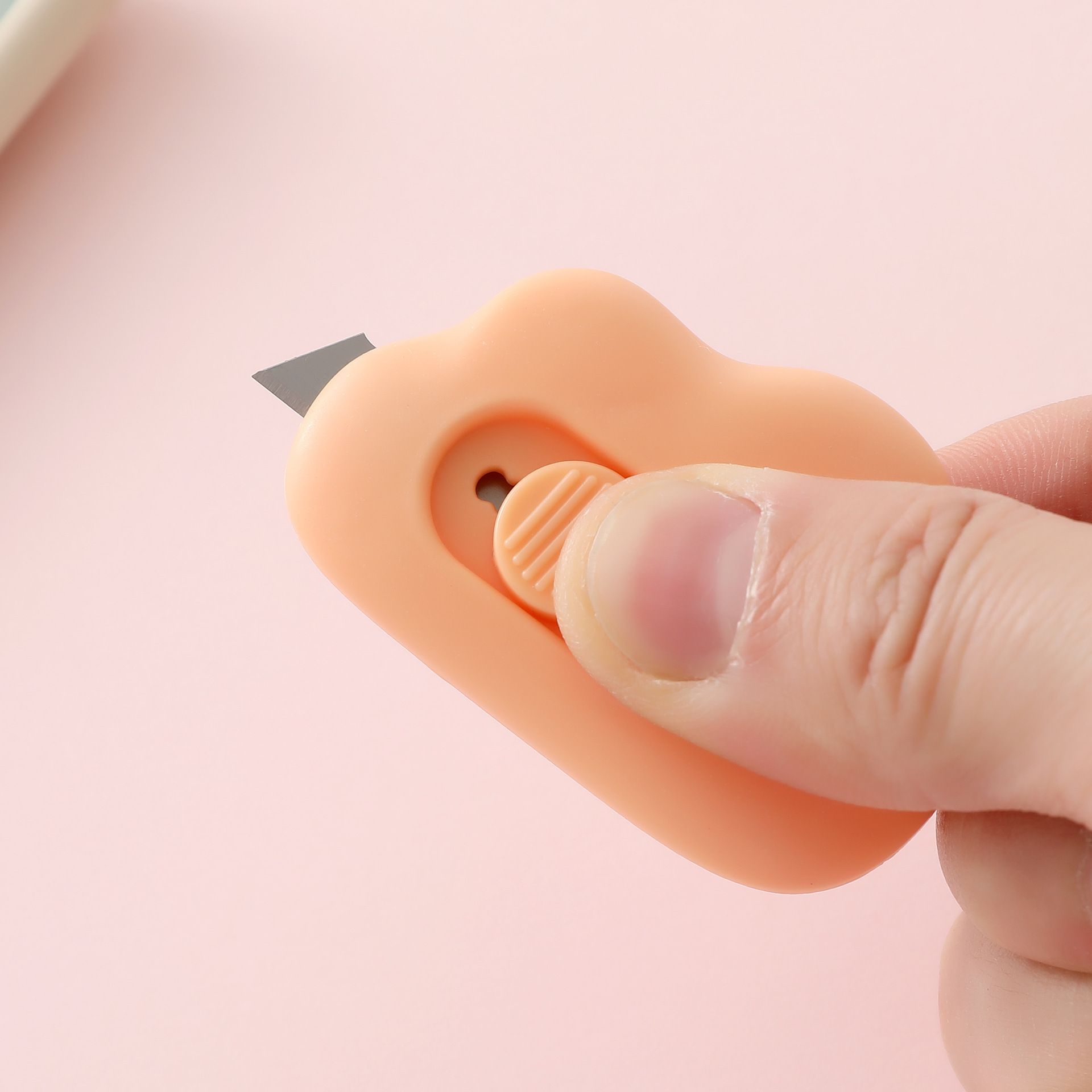 Dao Rọc Giấy Hình đám mây cute dễ thương, dài 6 CM có thể làm móc khóa PK920
