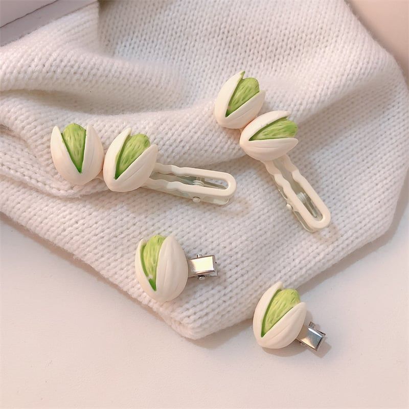 Kẹp tóc dạng clip mỏ vịt, họa tiết minh họa hình hạt dẻ cười PK935