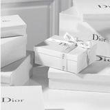  (KÈM RUY BĂNG, GIẤY LÓT) Hộp quà màu trắng đựng son môi/nước hoa in chữ DIOR, CHANEL,YSL, HERMES 