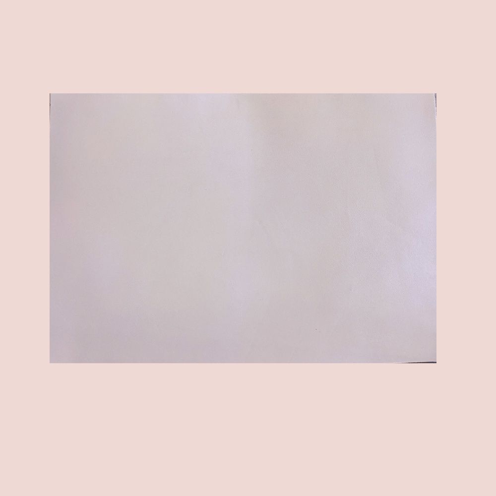 Da bò thuộc miếng làm bằng da bò thật kích thước 190 X 280 MM dùng làm lót chuột hoặc nguyên liệu làm ví da bao da