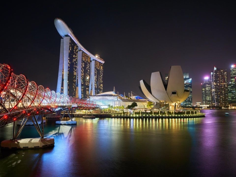 TOUR SINGAPORE 4N3D - THÁC NƯỚC JEWEL – ĐẬP NƯỚC MARINA “NẤC THANG LÊN THIÊNG ĐƯỜNG”