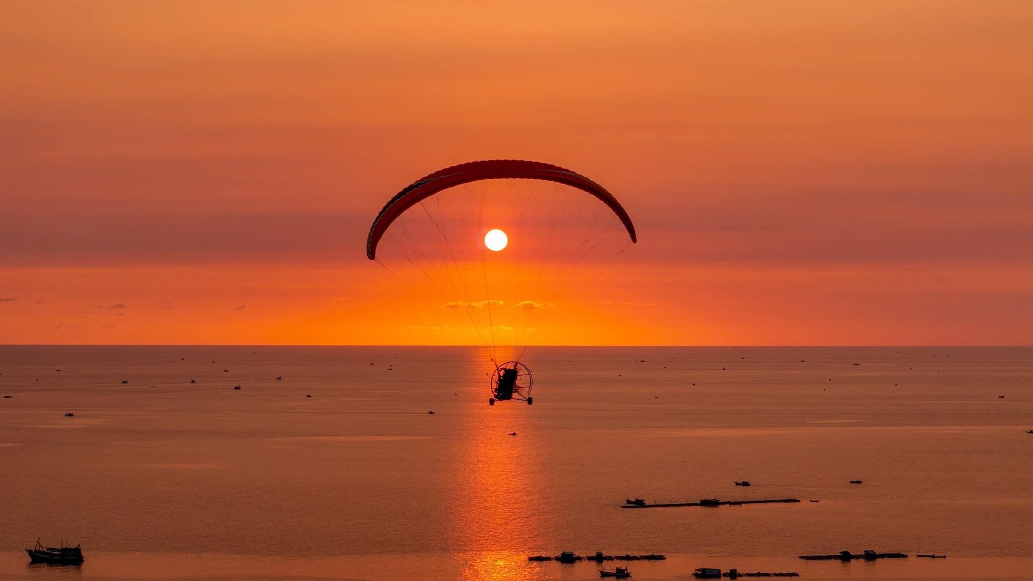 TOUR DÙ LƯỢN PHÚ QUỐC - SUNSET FLIGHT