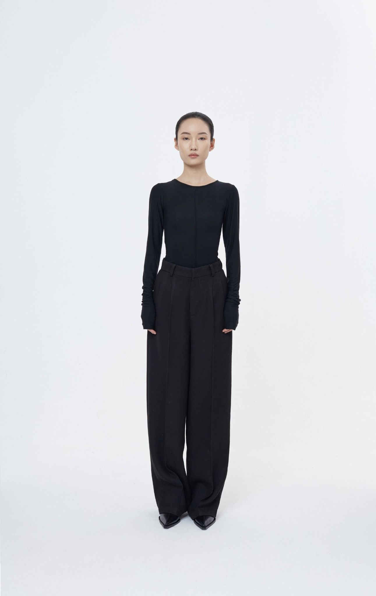  23 BLACK COCOON TROUSER 