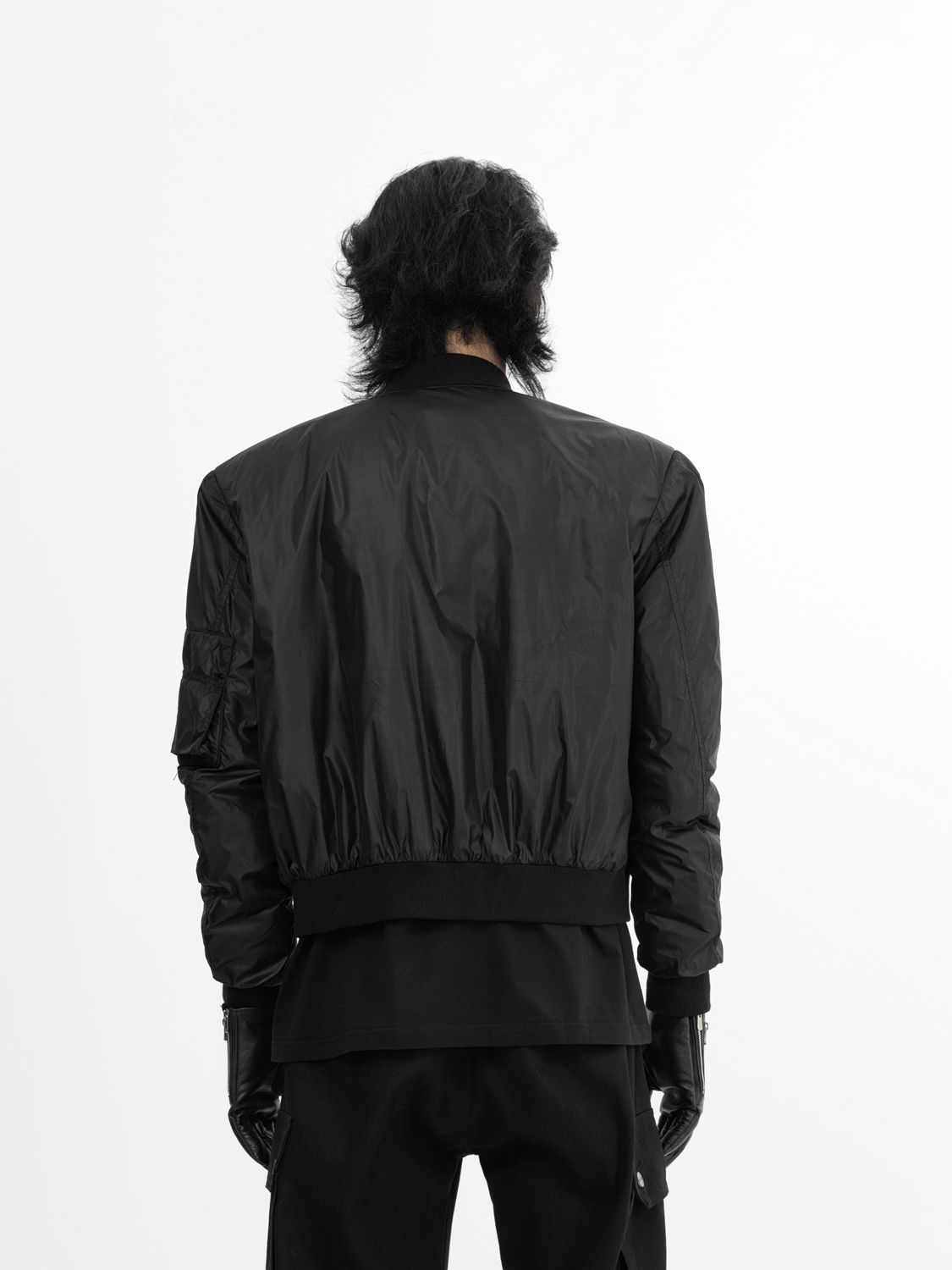 23 Bomber Cropped 01