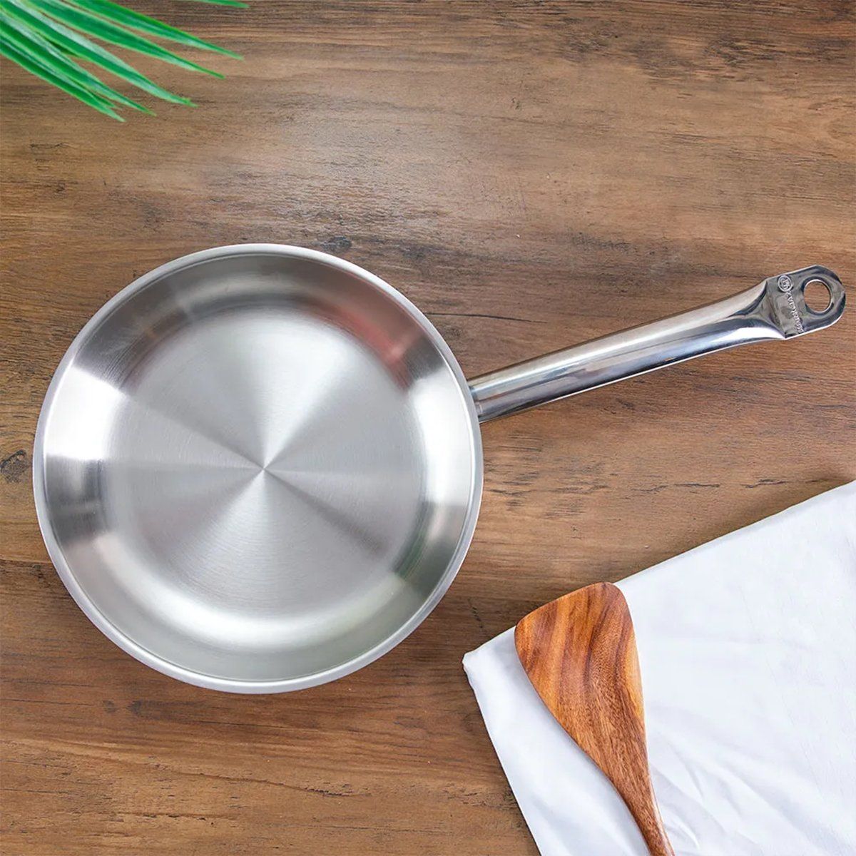 Chảo inox cao cấp Korkmaz Proline 28cm - A1154