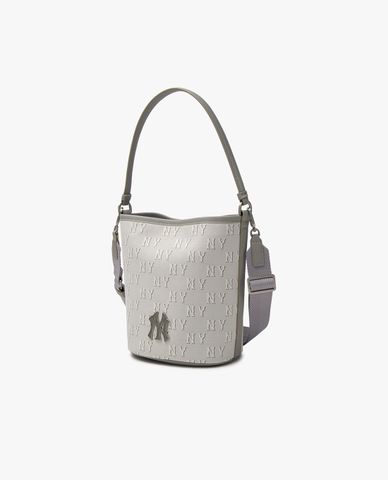 MLB - Túi đeo vai nữ Jacquard Monogram Bucket