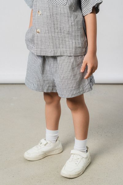  Quần shorts unisex trẻ em vải linen kẻ 