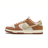 Nike Dunk Low Prm Medium Curry