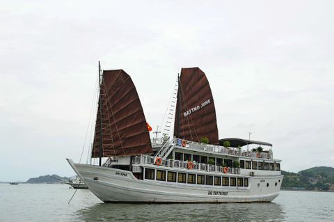 TOUR DU THUYỀN 3 SAO BÀI THỜ JUNK 3N2Đ