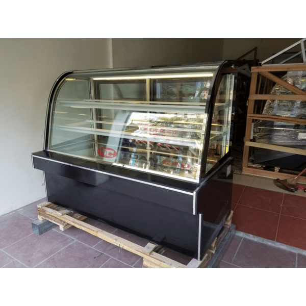 Tủ bánh kem 3 tầng kính cong 1m5