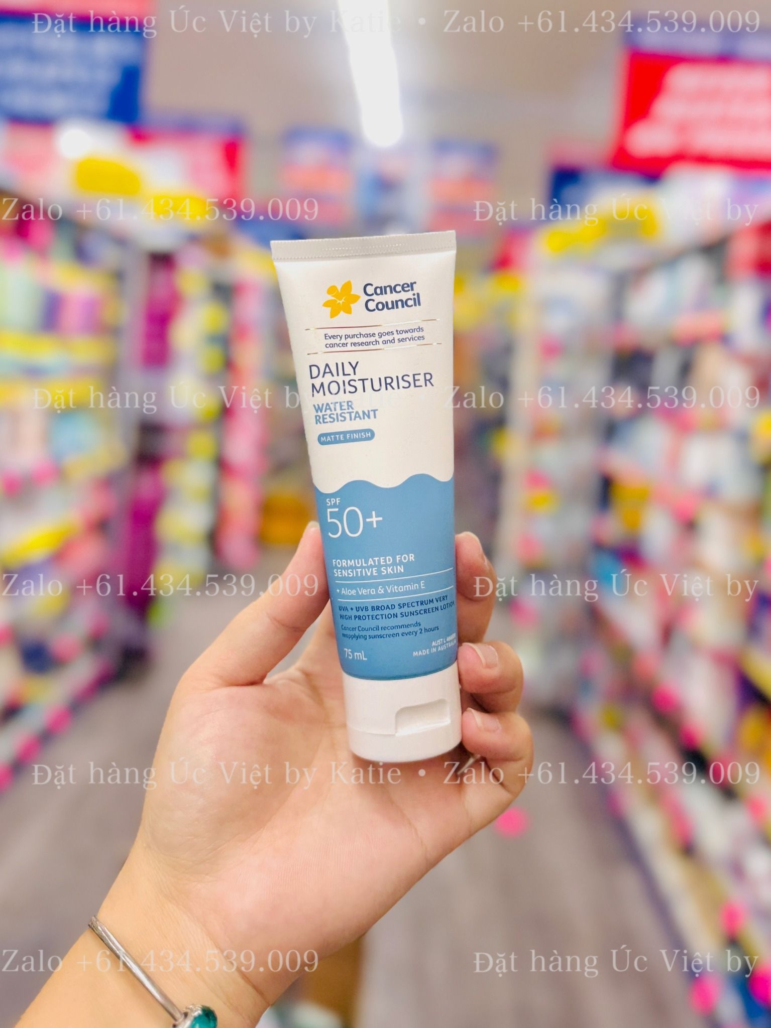 Kem chống nắng trong suốt dưỡng ẩm CHỐNG NƯỚC Cancer Council SPF 50+ Face & Body Moisturiser Water Resistant 75mL