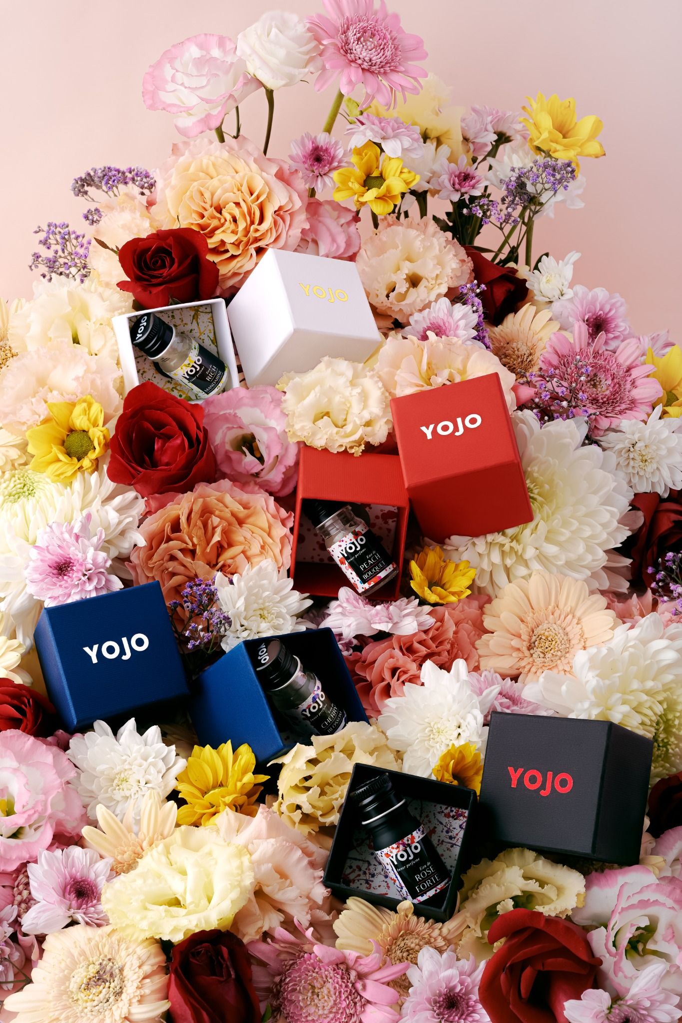 Nước hoa vùng kín Yojo Lady Eau de Peach Bouquet 5ml