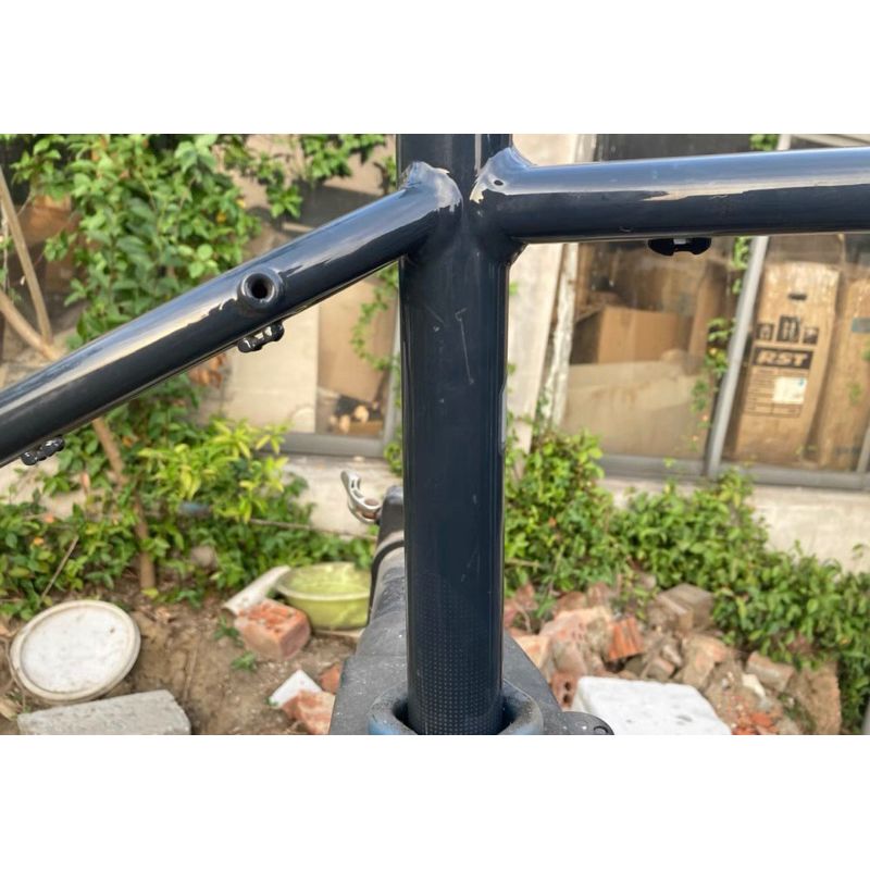 khung Cannondale màu xi măng xám đậm trail 7 27.5 inch trầy nhe