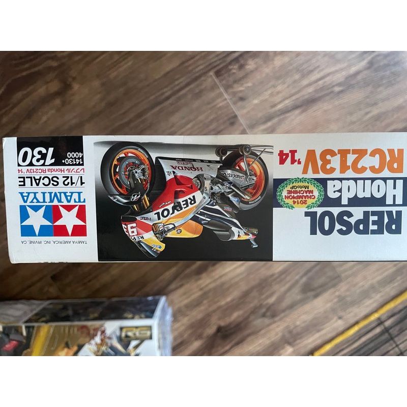 Mô hình moto honda rc213v
