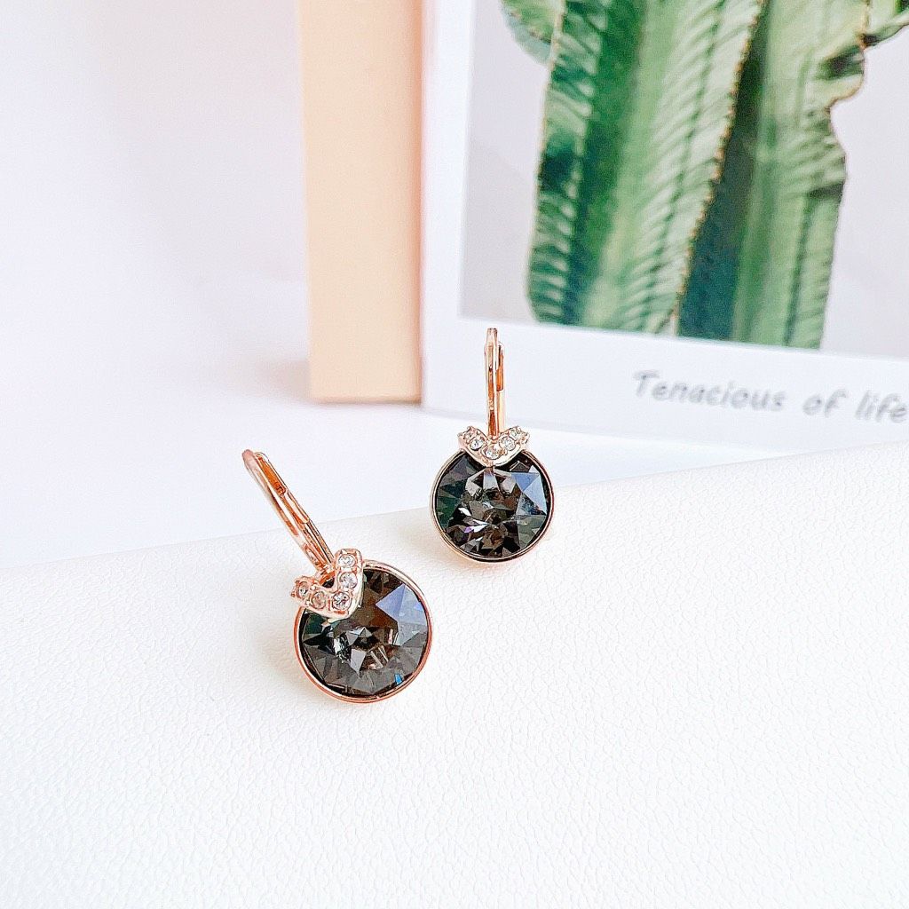 Khuyên tai Swarovski Bella V (màu trắng, xám) - Swarovski Bella V Pierced Earrings (white, grey)