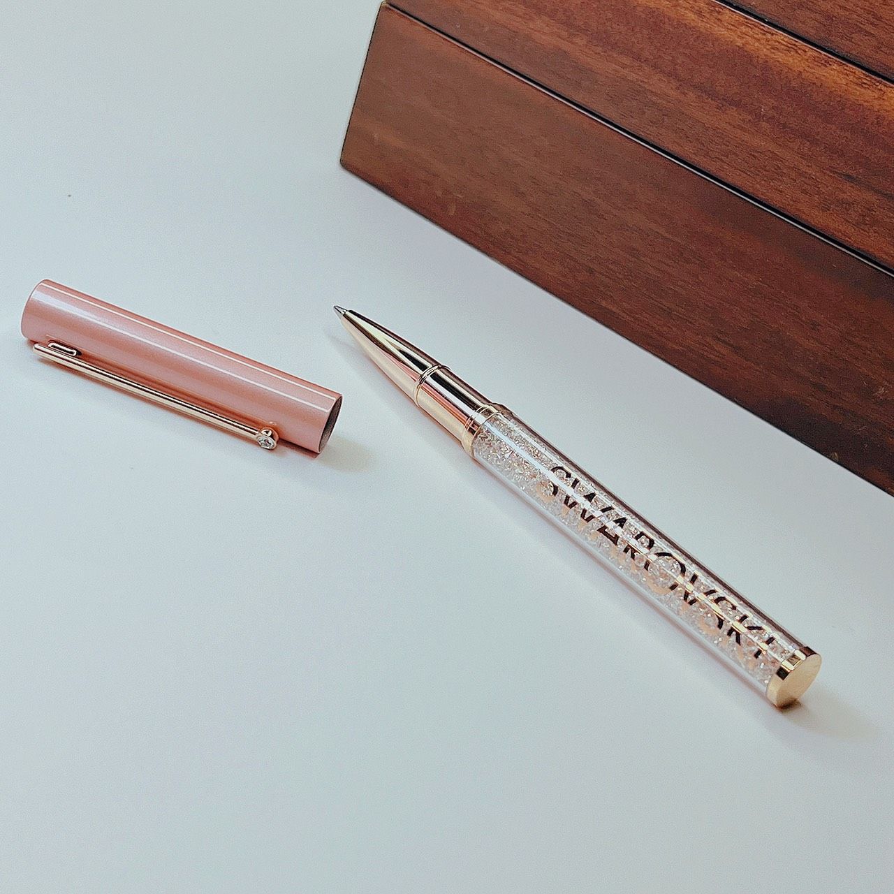Bút ký Swarovski Crystalline hồng - Swarovski Crystalline Gloss ballpoint pen Pink, Pink lacquered, Rose gold-tone plated