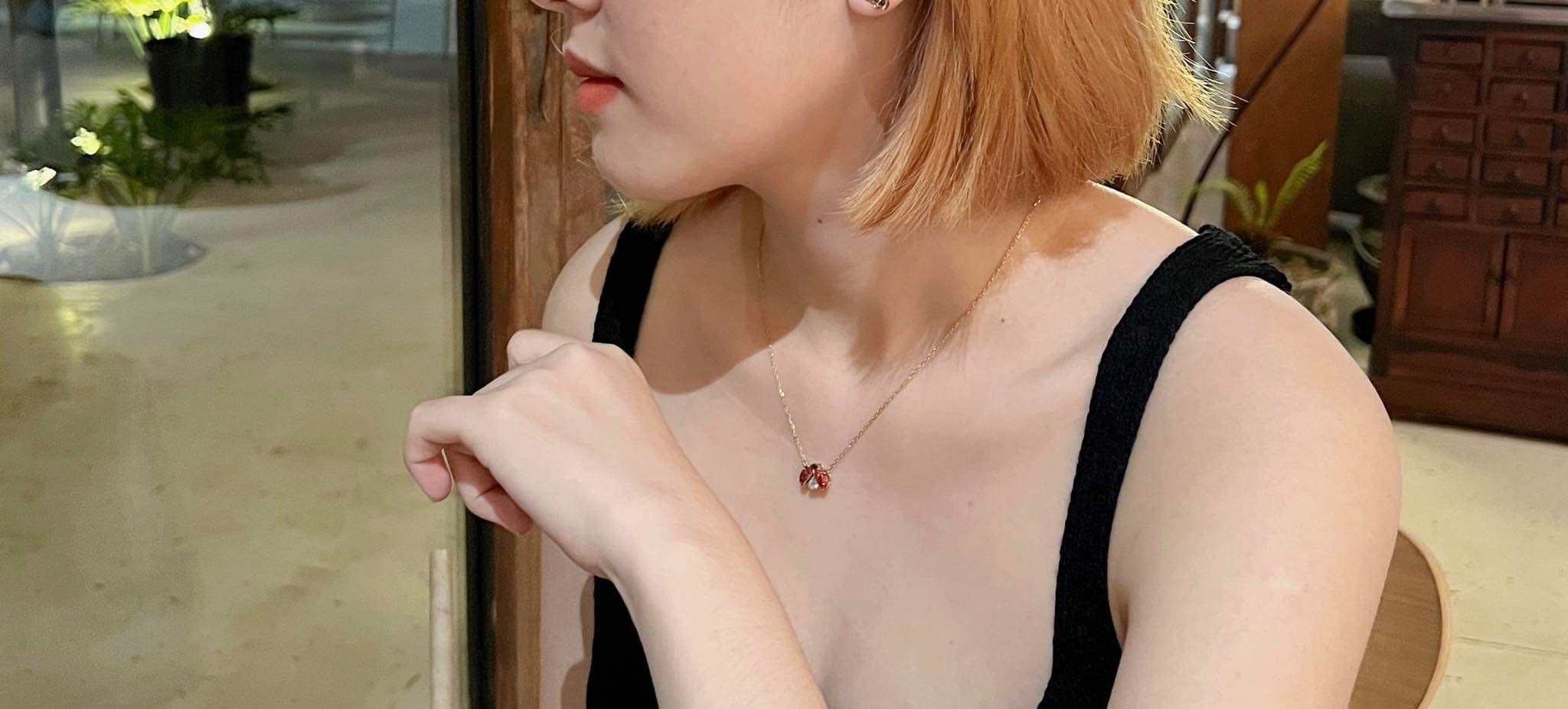 Dây chuyền Swarovski đá nhảy hình cánh cam - Swarovski Sparkling Dance Ladybug Necklace Red, Gold-tone plated