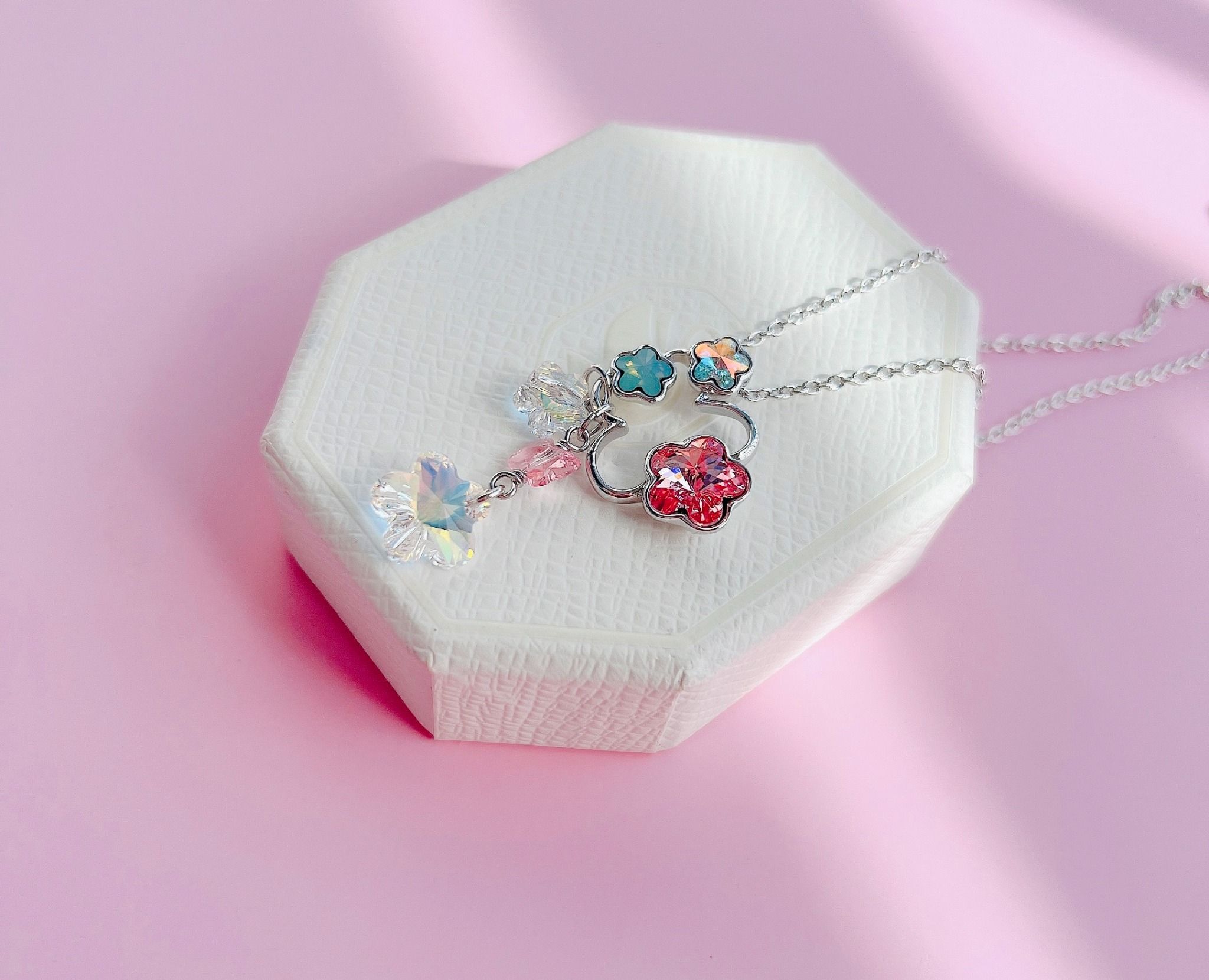 Dây chuyền Swarovski hoa xuân - Swarovski Sweet Blossom necklace