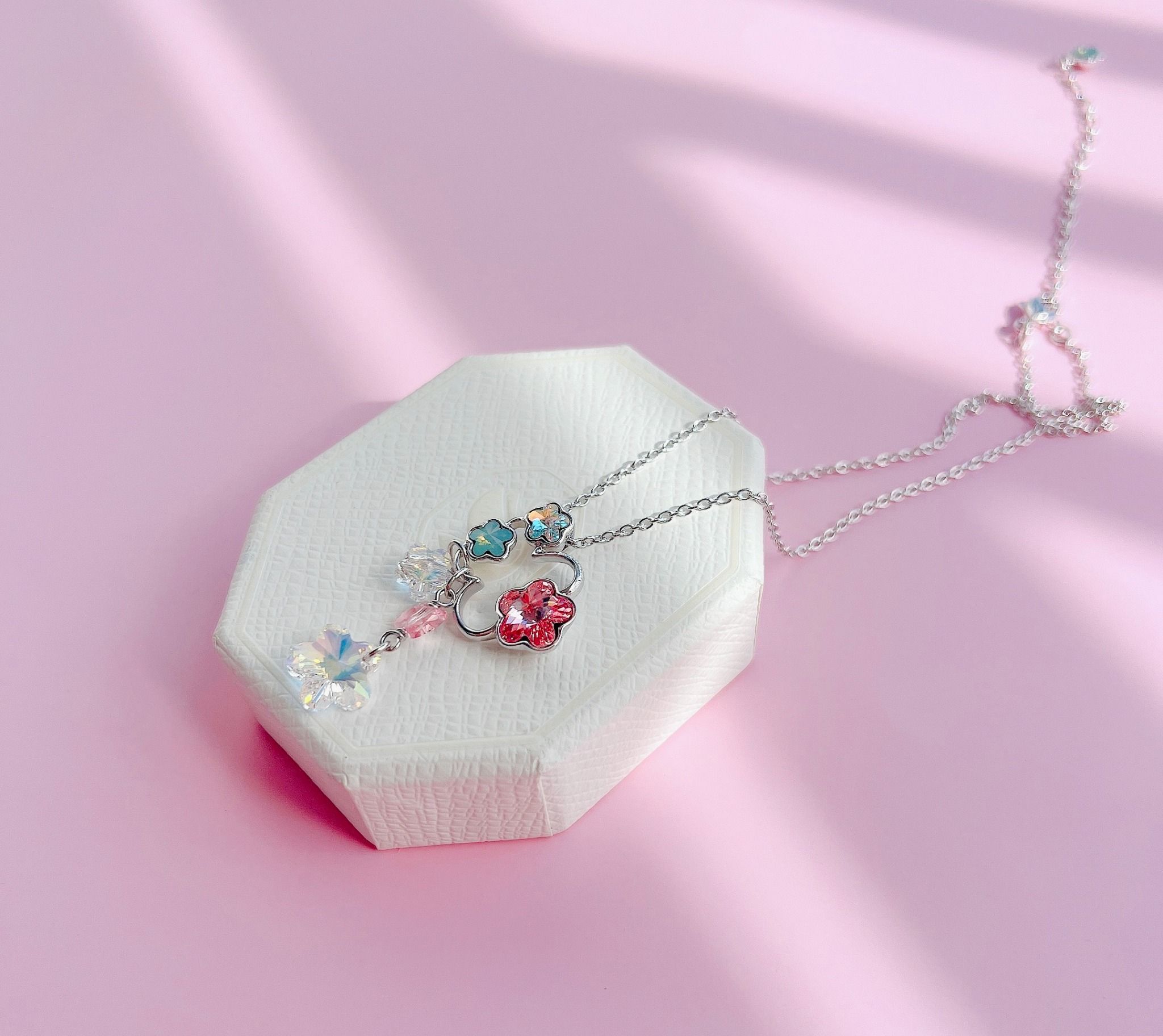 Dây chuyền Swarovski hoa xuân - Swarovski Sweet Blossom necklace