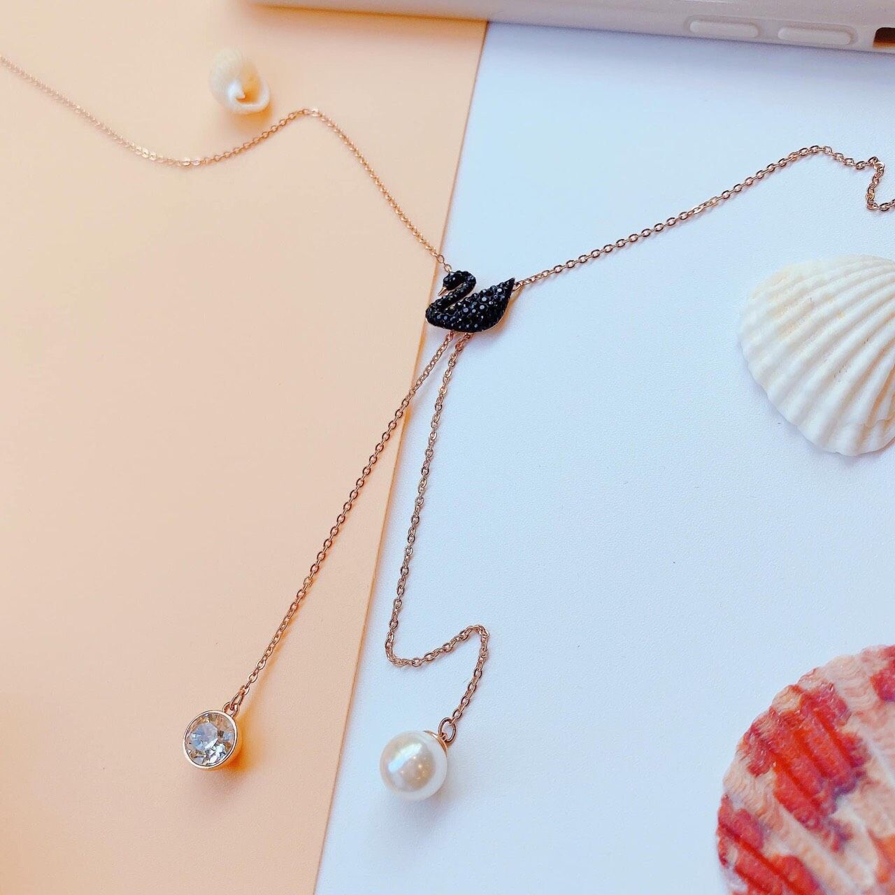 Dây chuyền thiên nga đen chữ Y Swarovski màu vàng hồng - Swarovski Iconic Swan Double Y Necklace, Black, Rose gold-tone plated