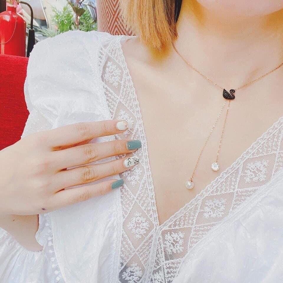 Dây chuyền thiên nga đen chữ Y Swarovski màu vàng hồng - Swarovski Iconic Swan Double Y Necklace, Black, Rose gold-tone plated