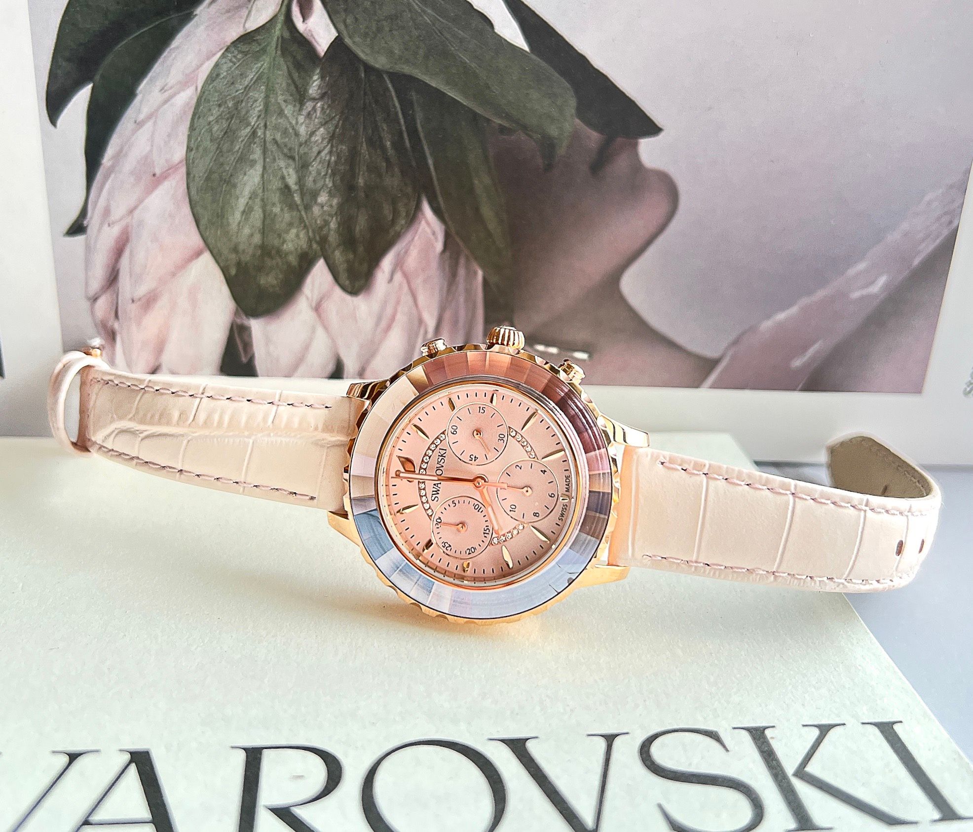 Đồng hồ Swarovski Octea Lux hồng - Swarovski Octea Lux Chrono watch Swiss Made, Leather strap, Pink, Rose gold-tone finish