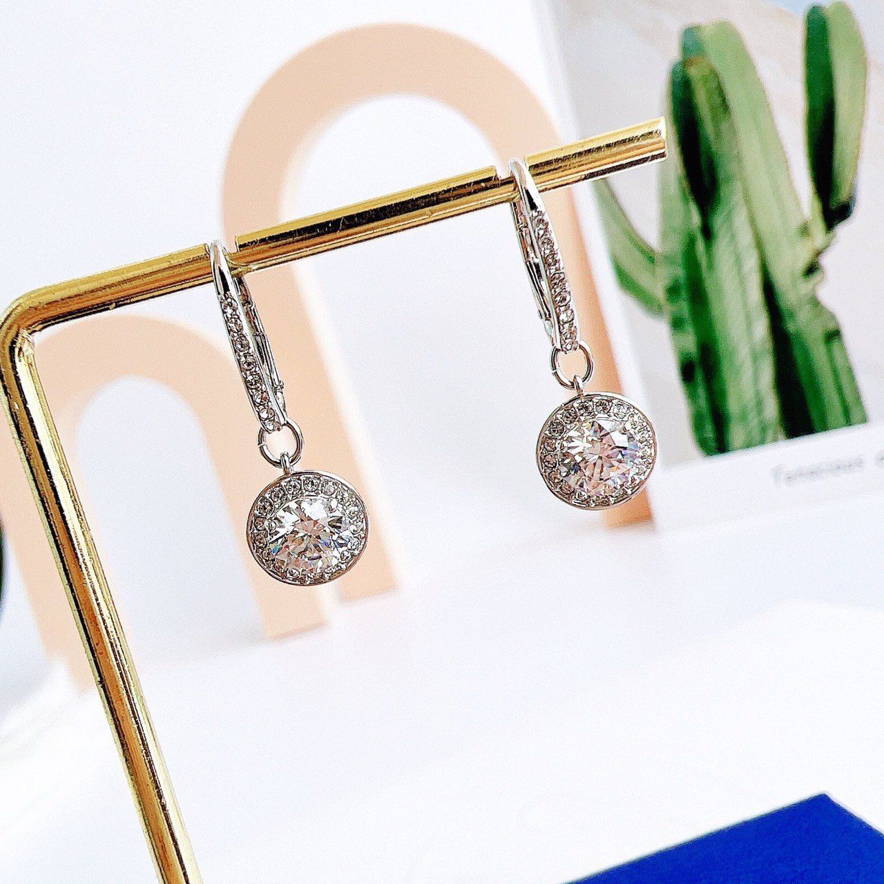 Khuyên tai Swarovski Angelic dáng rơi - Swarovski Angelic drop earrings Round cut, White, Rhodium plated