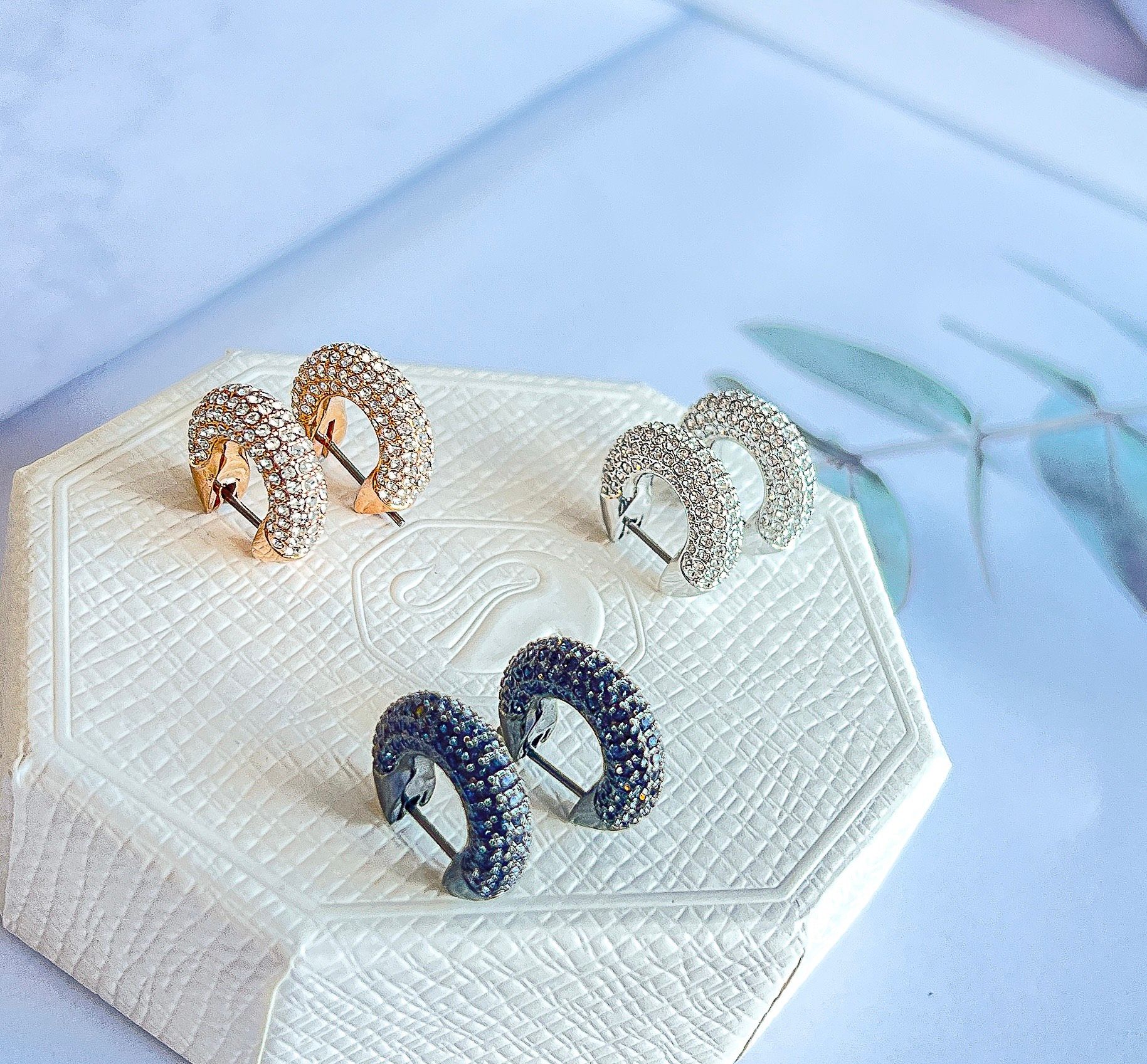 Khuyên tai Swarovski Dextera - Swarovski Dextera hoop earrings Small