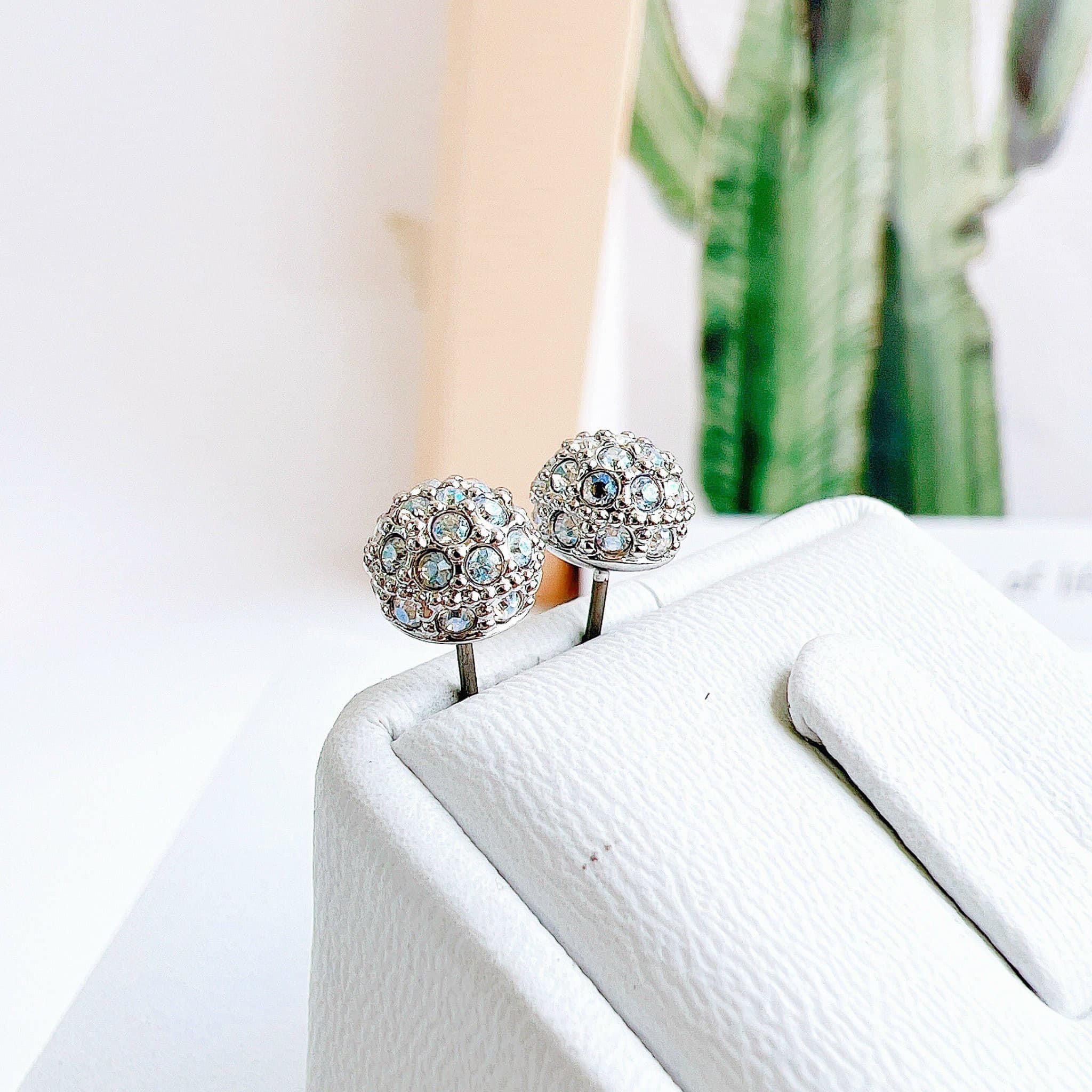 Khuyên tai Swarovski nụ trắng đính full pha lê - Swarovski Euphoria stud earrings Round shape, White, Rhodium plated
