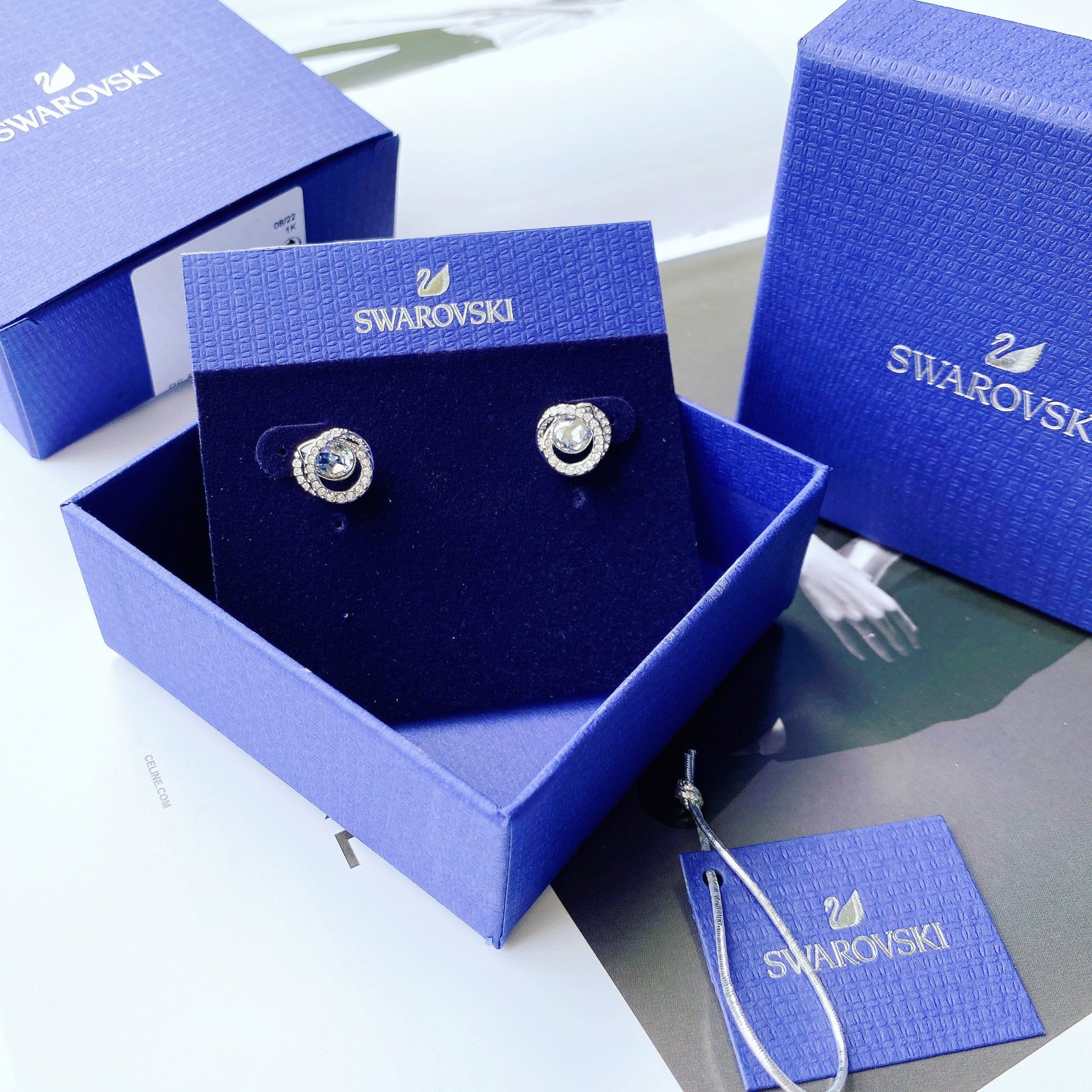 Khuyên tai Swarovski Generation pha lê xám - Swarovski Generation stud earrings Pear shape, Blue, Rhodium plated