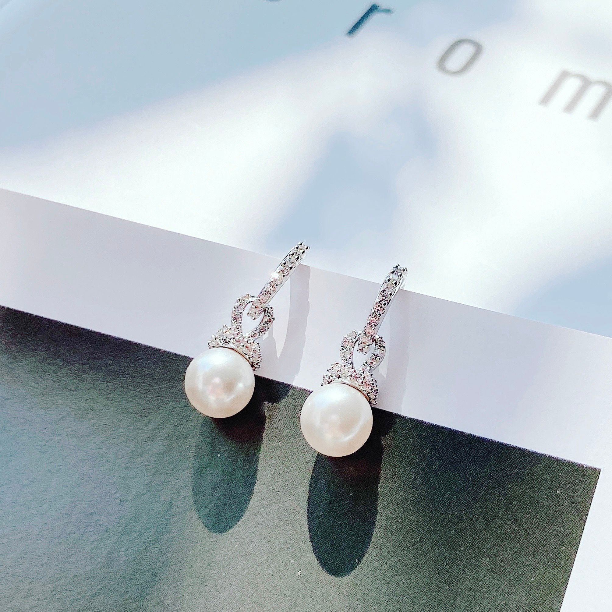 Khuyên tai ngọc trai Swarovski - Swarovski Originally drop earrings White, Rhodium plated